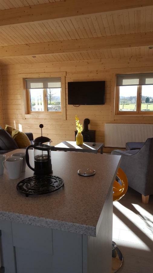 Ruth'S Retreat Country Retreat With Private Hot Tub Villa ชรูว์สเบอรี ภายนอก รูปภาพ