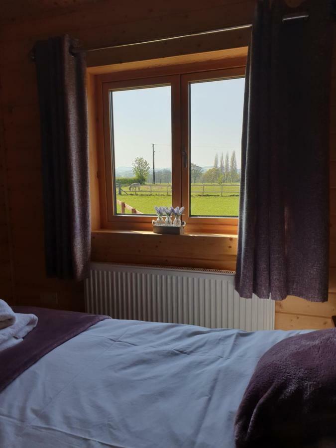Ruth'S Retreat Country Retreat With Private Hot Tub Villa ชรูว์สเบอรี ภายนอก รูปภาพ